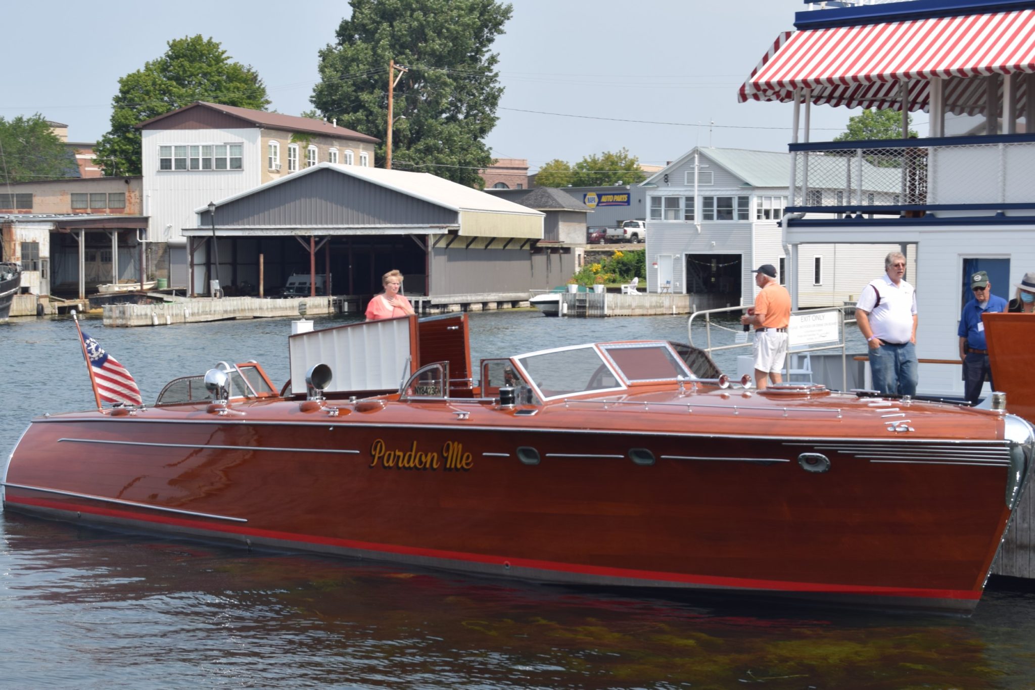 wood runabout foredeck wood runabout foredeck